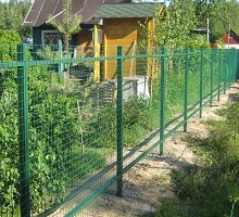 Забор из сварной сетки зелёный